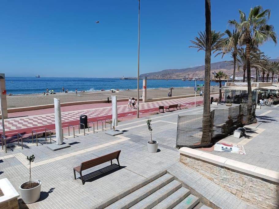 Piso Primera Linea Playa Almería Kültér fotó