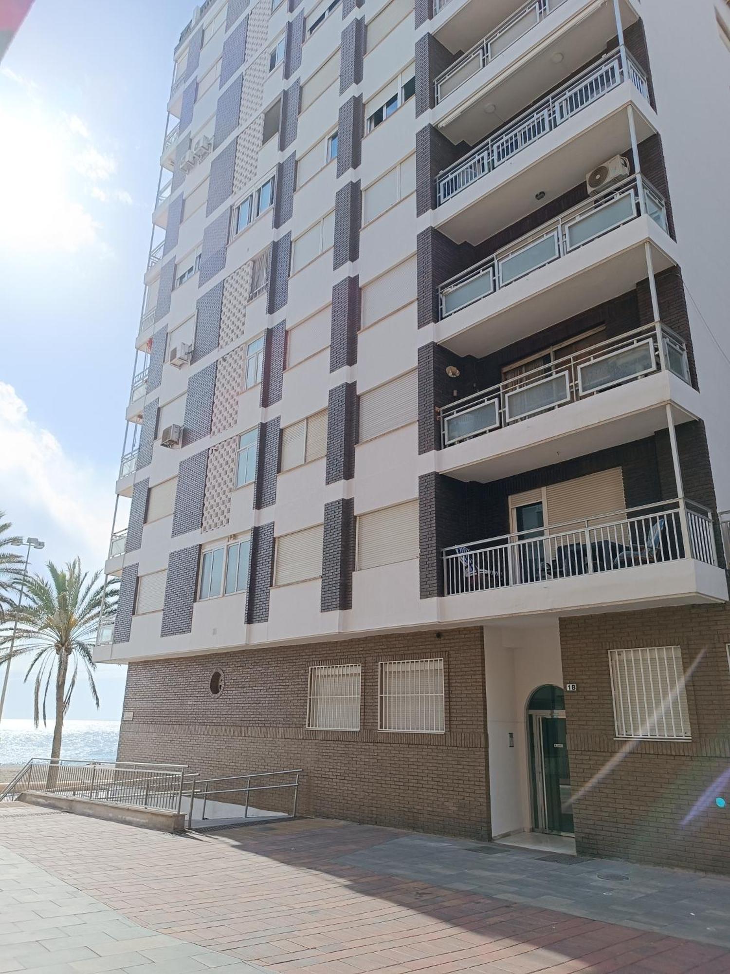 Piso Primera Linea Playa Almería Kültér fotó